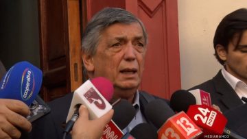 28042512 LAUTARO CARMONA TRAS REUNIÓN OFICIALISTA 01