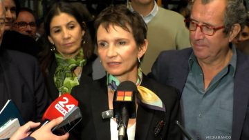 29042521 CAROLINA TOHÁ POR INSCRIPCIÓN DE PRIMARIA 01