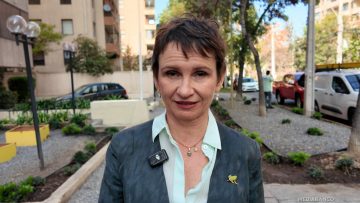 02052512 CAROLINA TOHÁ POR MUÑECOS KAST Y KAISER 01