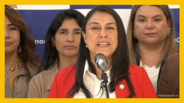 05052506 LANZAN CANDIDATURA PRESIDENCIAL DE FRANCESCA MUÑOZ DEST (1)