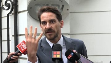 07052501 GONZALO WINTER PONE DENUNCIA CONTRA MEGA 01