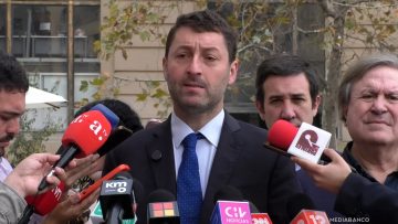 22052507 DIPUTADO COLOMA PIDE RENUNCIA DE FUNCIONARIOS POR LICENCIAS MÉDICAS 15 (2)