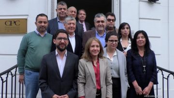 22052514 MINISTROS DEL TRABAJO Y DE LA MUJER EN FORO DE TRABAJADORES Y EMPLEADORES 01 (1)