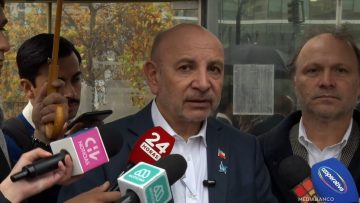 26052506 BANCADA DE SENADORES SOCIALISTAS Y REUNIÓN CON FISCAL PARRA 01
