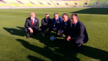 27052522 MINISTROS DEL INTERIOR Y DEL DEPORTE VISITAN EL ESTADIO ELÍAS FIGUEROA 01