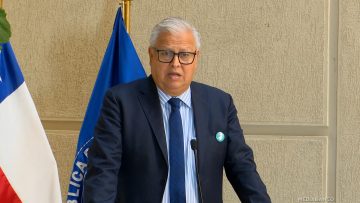 280525C04 DECLARACIONES DEL SENADOR GASTÓN SAAVEDRA 01