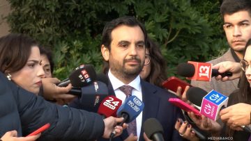 01062504 DECLARACIONES MINISTROS PREVIO A FOTO OFICIAL TERCER GRUPO 01