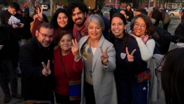 07062512 APOYO JEANNETTE JARA EN RECOLETA 01