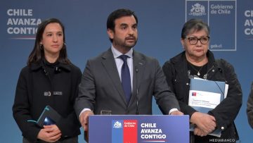 09062523 ENTREGA DE CARPETAS DE CALIFICACIÓN A FAMILIARES DE DETENIDOS DESAPARECIDOS 01