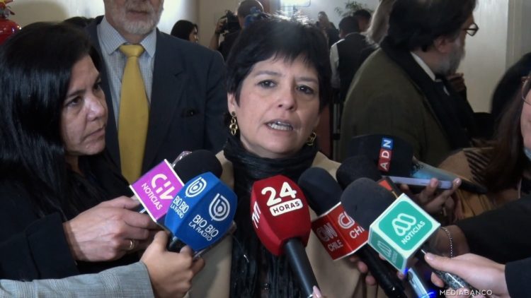 090625C02 COMISIÓN DE CONSTITUCIÓN DEL SENADO POR PROYECTO ANTI FILTRACIONES 01