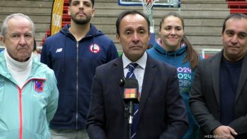 22062506 AUTORIDADES Y MEDALLISTA OLÍMPICA POR DÍA OLÍMPICO 01