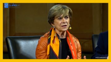 24062505 EVELYN MATTHEI EN SEMINARIO DE CLAPES UC 22 (1)