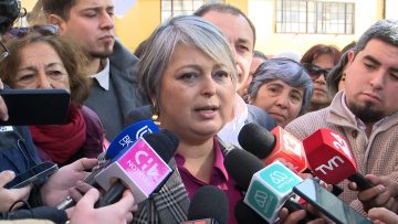 25062506 DECLARACIONES JEANNETTE JARA EN VALPO 09 (1)