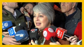 26062531 PUNTO DE PRENSA JEANNETTE JARA DEST