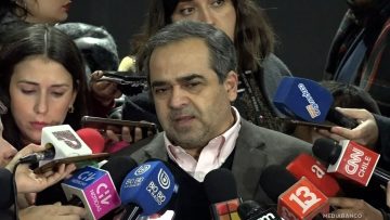 01072506 DECLARACIONES SENADOR JAIME QUINTANA TRAS REUNIÒN CON JEANNETTE JARA 07 (1)