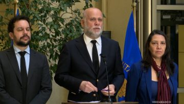 010725C01 DECLARACIONES MINISTROS DEL INTERIOR Y SEGPRES EN EL CONGRESO 10