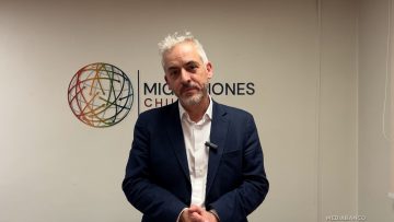 17072504 MIGRACIONES Y VUELO CON EXPULSADOS DE ESTE DOMINGO 01