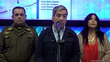 19072507 AUTORIDADES Y DESVÍOS EN LA MONEDA POR REUNIÓN DEMOCRACIA SIEMPR 13