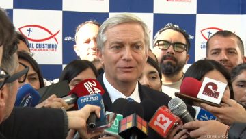 19972519 DECLARACIONES KAST CON REPUBLICANOS Y PSC 15