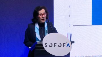 31072522 EXPOSICIÓN ROSANNA COSTA EN SEMINARIO DE LA SOFOFA 01