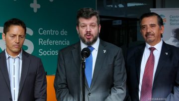 04082504 KAISER ALTERNATIVA DESCONGESTIÓN MÉDICA 01