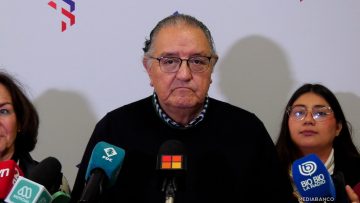 09082510 DECLARACIONES FRANCISCO HUENCHUMILLA TRAS JUNTA DC 01
