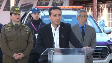 14082506 PUNTO DE PRENSA MINISTRO DE SEGURIDAD Y ALCALDE DE PUDAHUEL 01