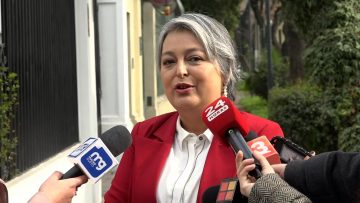 18052501 DECLARACIONES JEANNETTE JARA AL LLEGAR AL CPC 01