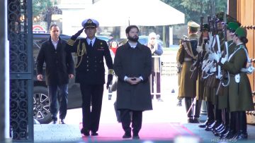 25082501 HONORES PRESIDENTE BORIC EN LA MONEDA 11