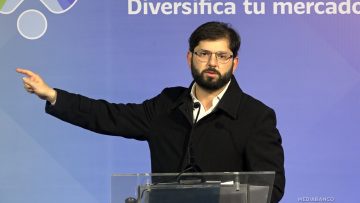 26092503 PRESIDENTE EN CEREMONIA DE ENEXPRO 01 (1)