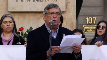 04092502 PC RINDE HOMENAJE A SALVADOR ALLENDE 01 (1)