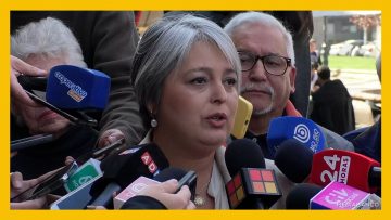 04092515 PUNTO DE PRENSA DE JEANNETTE JARA 01 DESTACADA