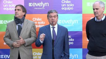 09092504 PUNTO DE PRENSA COMANDO EVELYN MATTHEI 01