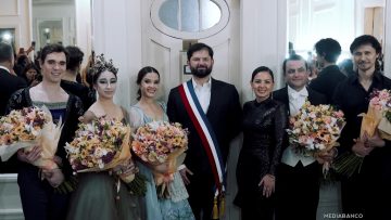 18092525 APOYOS GALA PRESIDENCIAL TEATRO MUNICIPAL 01
