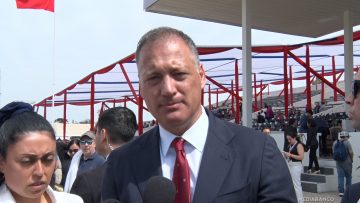 19092511 DECLARACIONES PARLAMENTARIOS EN PARADA MILITAR 01