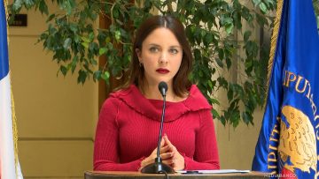 081025C011 DIPUTADA CAMILA MUSANTE 01