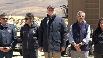 081025COL02 PUNTO DE PRENSA MINISTROS EN COLCHANE 13 (1)