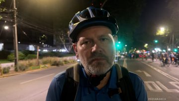 12102506 DECLARACIONES POR CICLORECREOVÍA NOCTURNA EN PROVIDENCIA 01