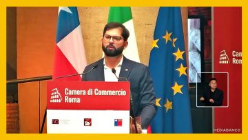 151025ITALIA01 PRESIDENTE BORIC EN SEMINARIO POR 50 AÑOS ATENTADO A BERNARDO LEIGHTON 19 (1)