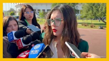 22102501 MINISTRA VALLEJO POR AC CONTRA PARDOW 01 DESTACADA