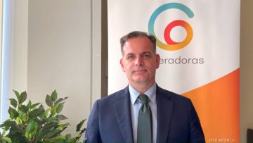 22102529 REUNIÓN GENERADORAS CON BIMINISTRO GARCÍA 01