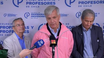 23102504 HAROLD MAYNE-NICHOLLS Y COLEGIO DE PROFESORES 01 (1)