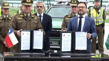 24102503 FIRMA DE CONVENIO POR PLAN CALLES SIN VIOLENCIA 28