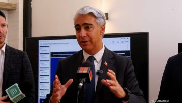 29102502 MARCO ENRÍQUEZ-OMINAMI PRESENTA PLAN DE TRANSFORMACIÓN DIGITAL 01