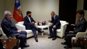 301025KOR03 APOYO REUNIÓN PRESIDENTE BORIC Y BAN KI MOON 07