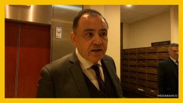 101125C01 LLEGADA JUEZ ULLOA AL CONGRESO 10