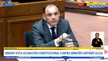 101125C08 VOTACIÓN AC CONTRA MINISTRO ULLOA 01