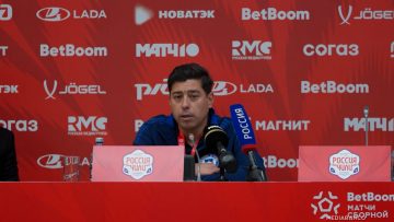 151125DEP01 DECLARACIONES DT SELECCIÓN CHILENA TRAS TRIUNFO ANTE RUSIA 01