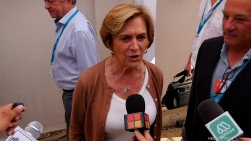 19112528 LLEGADA EVELYN MATTHEI A SU COMANDO 01