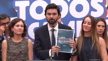 21112512 ENCUENTRO EQUIPO DE INFANCIA DE JOSÉ ANTONIO KAST 01